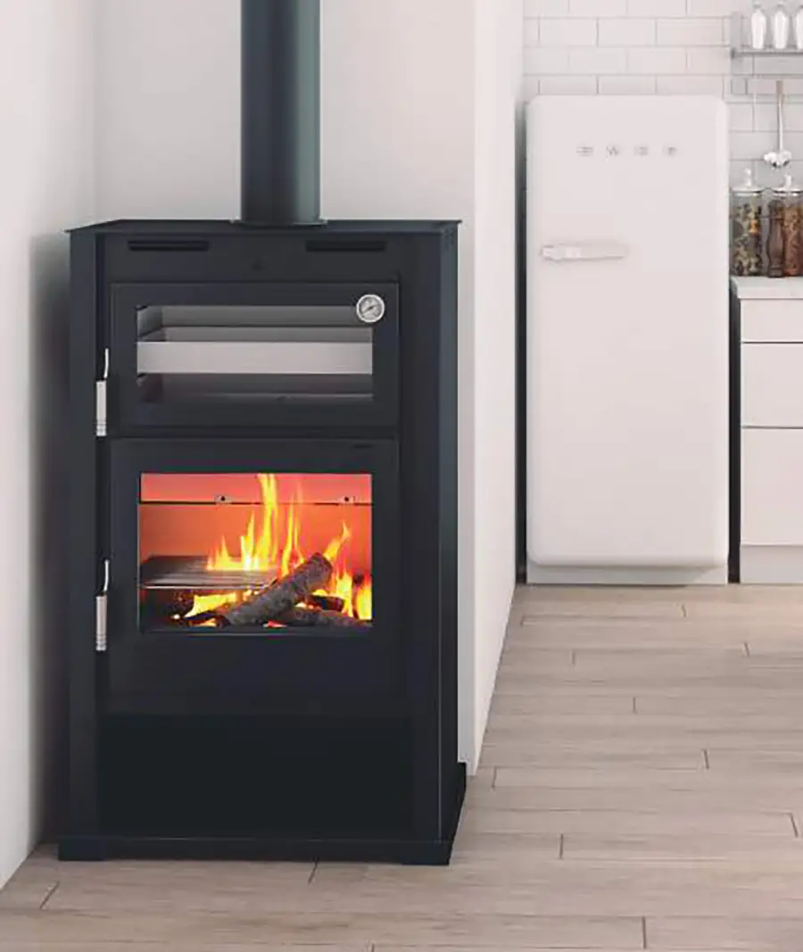 Estufa de leña frontal con horno y ventilador tangencial