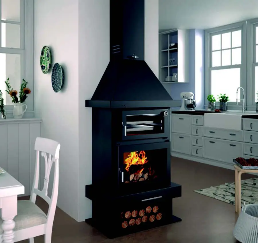 Chimenea metálica frontal con horno inox y bandeja de 50 cm